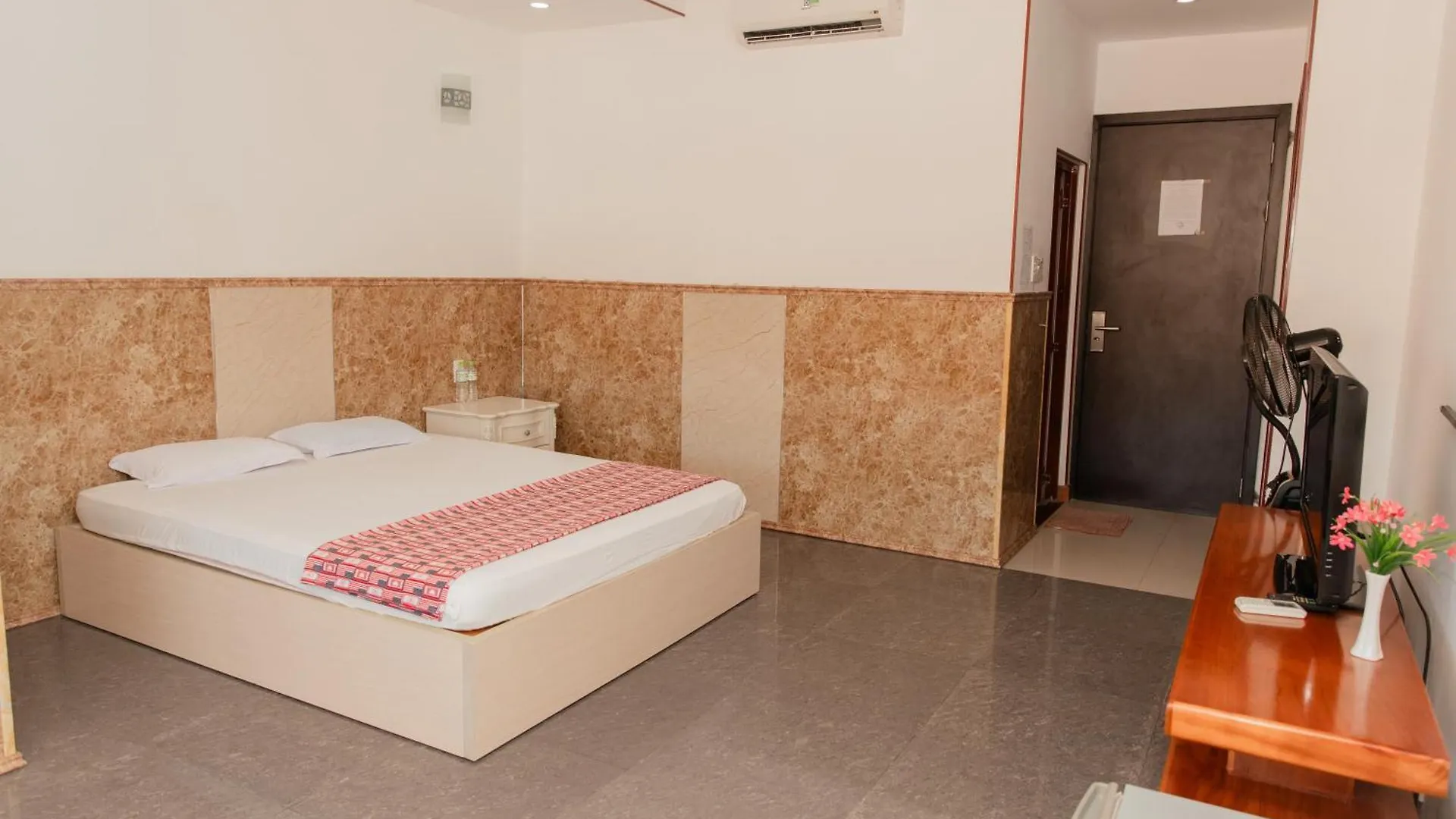 **  Khach San Son Thinh Hotel Vung Tau Vietnam